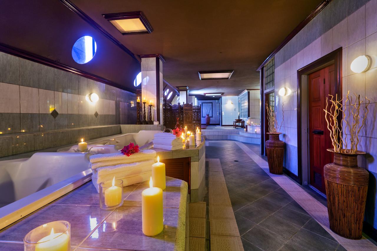 Le Grand Courlan Spa Resort Adults Only Black Rock Exteriör bild